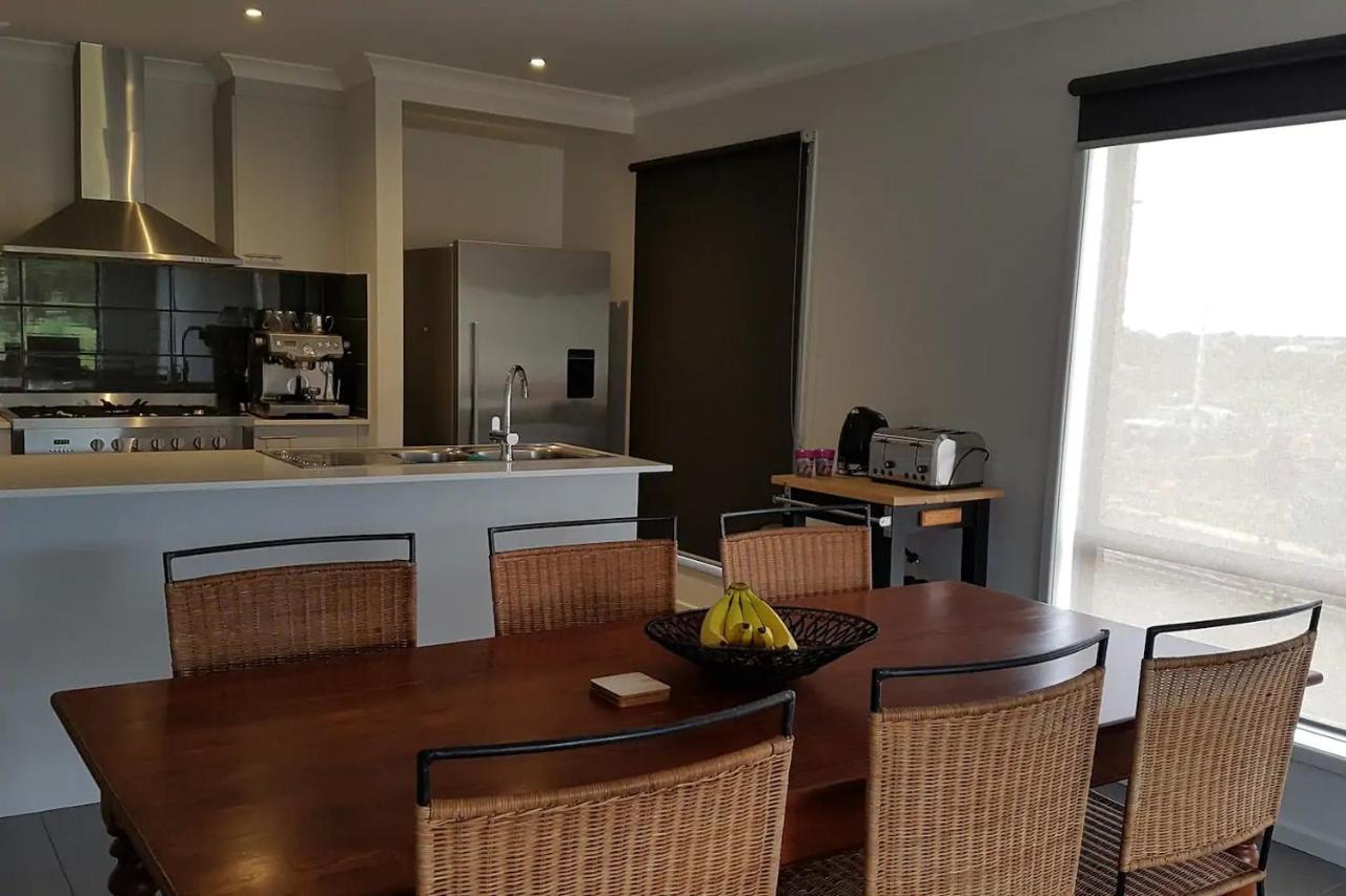 Your Home Away From Home Warrnambool Esterno foto